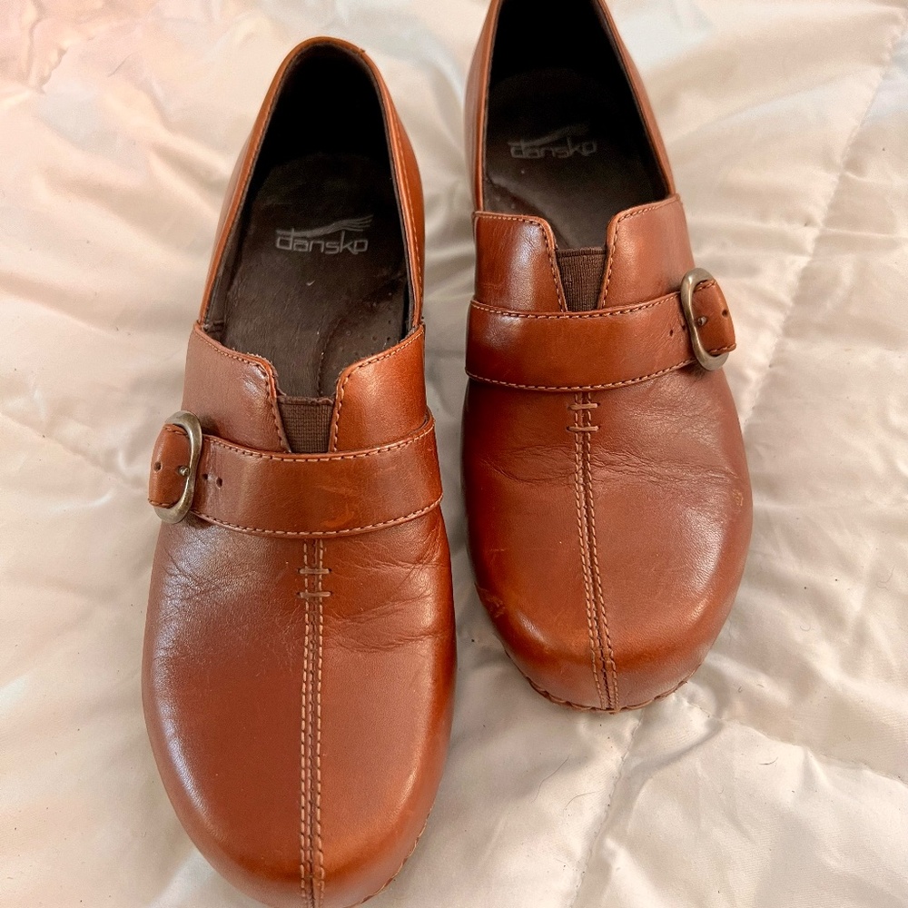 Dansko Tamara Brown. Size 38. Great Condition